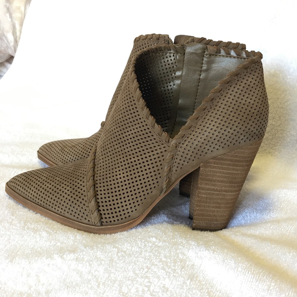 Vince Camuto- ankle boots